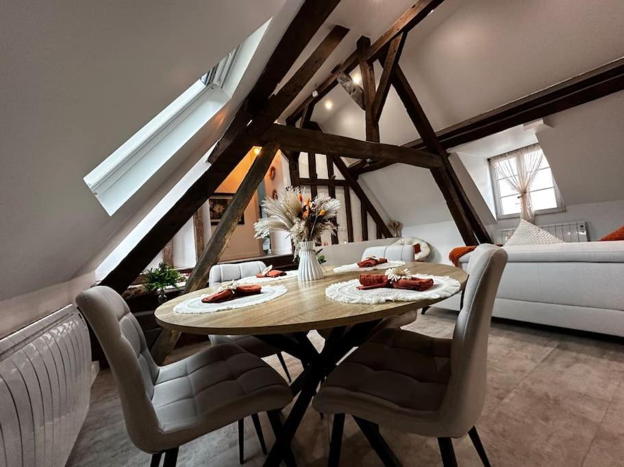 Charme, Poutres Et Elegance Apartment Шартър Екстериор снимка