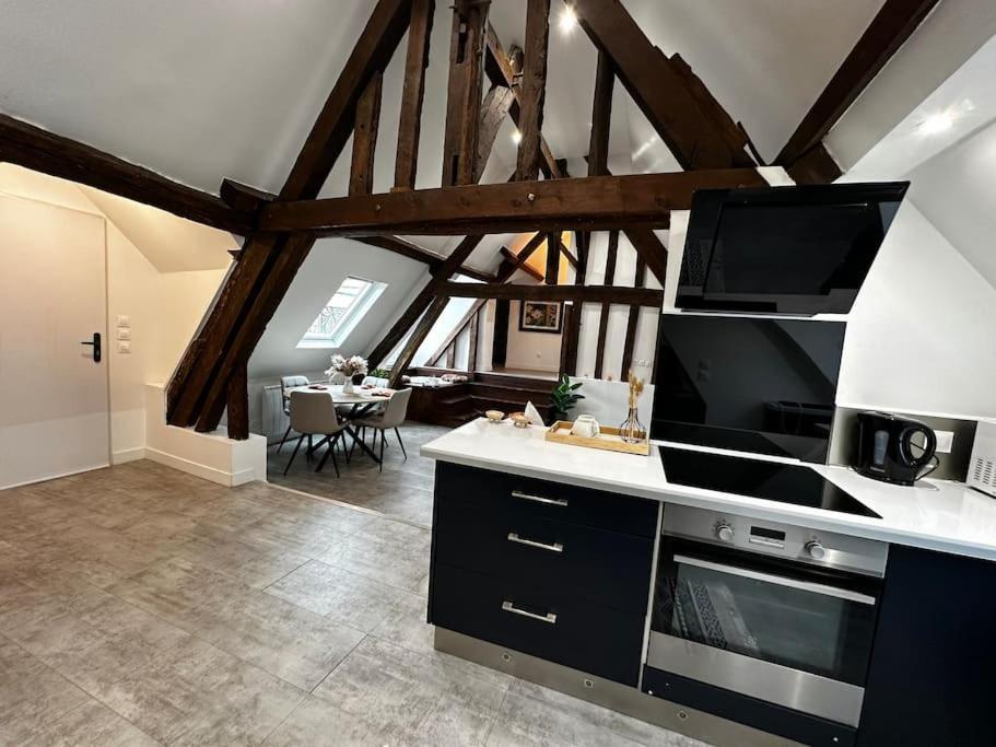 Charme, Poutres Et Elegance Apartment Шартър Екстериор снимка